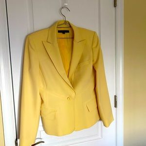 Yellow blazer